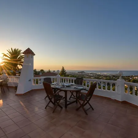 Vila Lujosa Xop By Costablancarent
